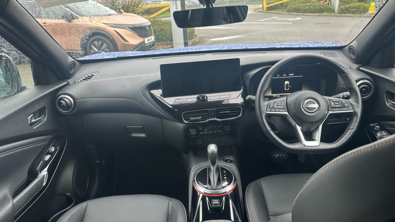 Nissan Juke 1.0 DiG-T Tekna 5dr DCT Petrol Hatchback